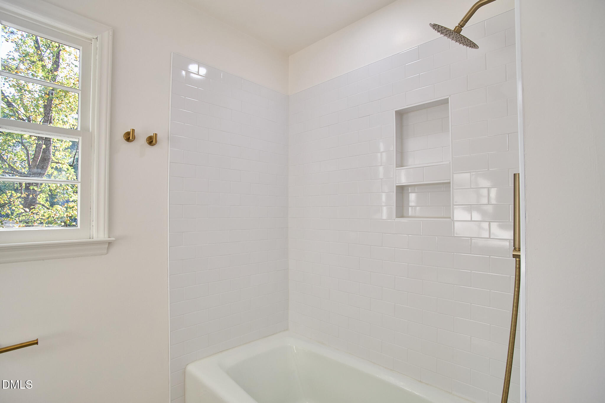 5721 Timber Ridge Drive Raleigh, NC 27609 - Photo 13 of 76 036