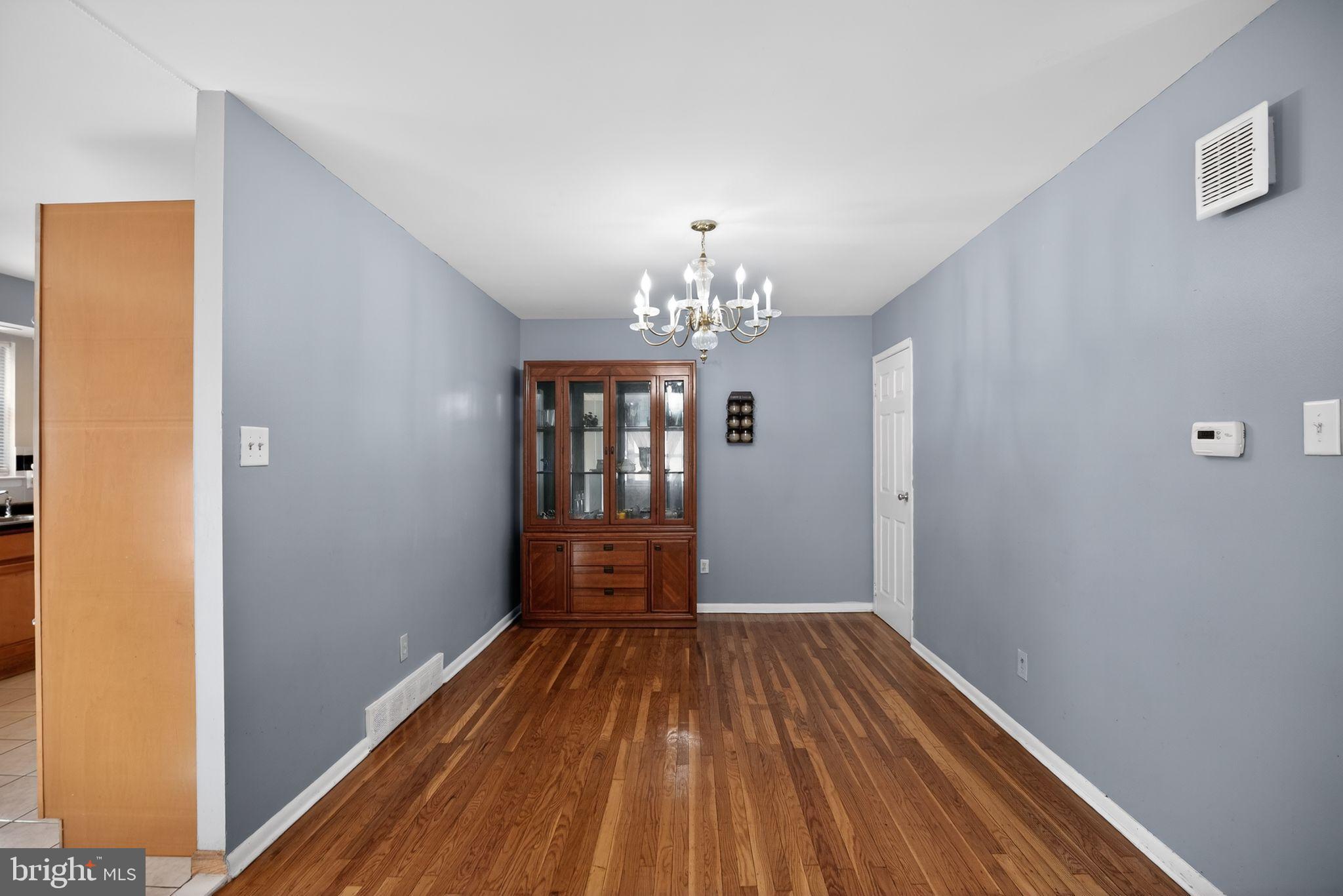 9860 Bonner Street Philadelphia, PA 19115 - Photo 15 of 30