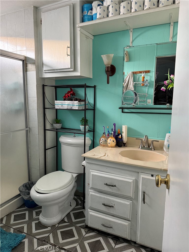 995 Pomona Road, Unit 24 Corona, CA 92882 - Photo 15 of 17