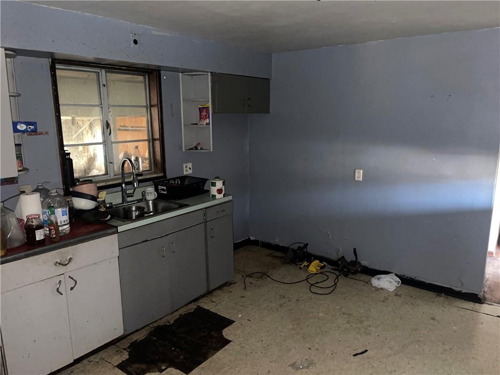 1000 Collinsburg Road West Newton, PA 15089 - Photo 6 of 13