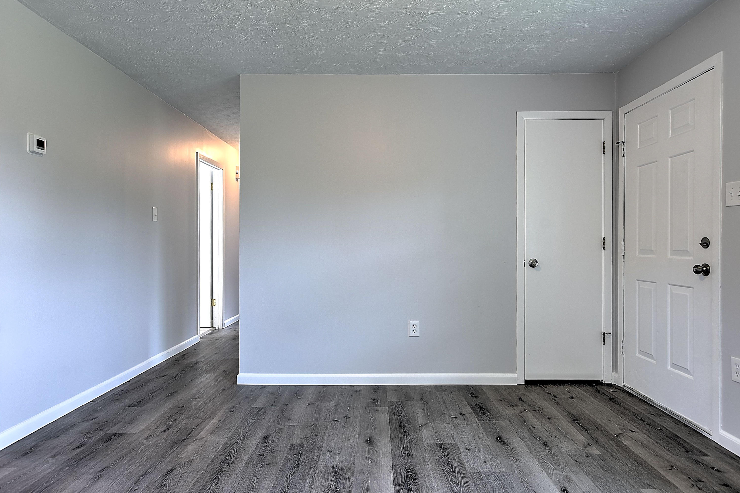 3434 Forest View Road Kingsport, TN 37660 - Photo 4 of 31 Forest View-5
