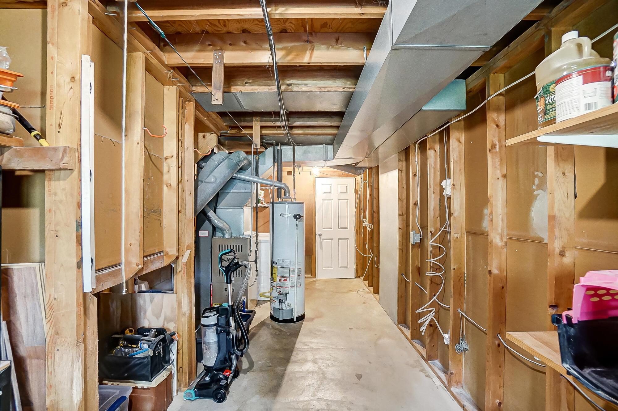 3394 Hoover Road Grove City, OH 43123 - Photo 22 of 28 Utility/Laundry/Storage