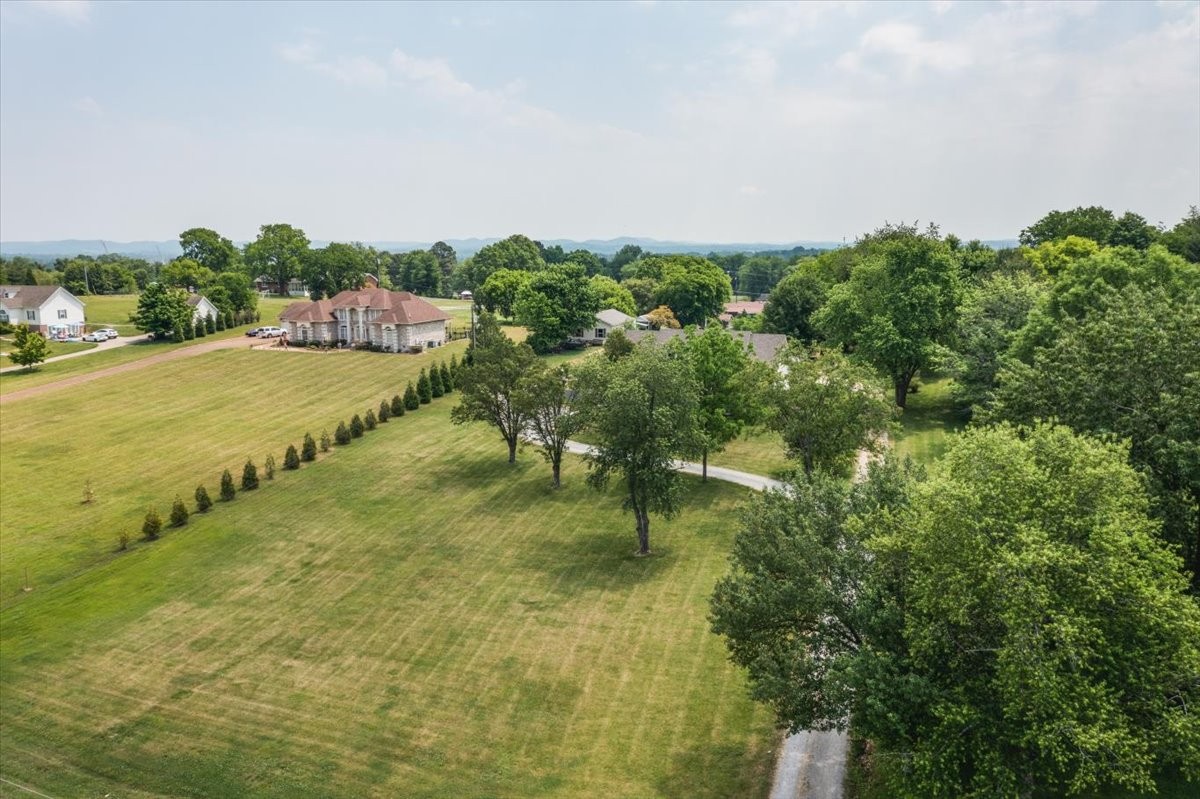 1019 Robertson Road Gallatin, TN 37066 - Photo 34 of 35 Gallery Image 34