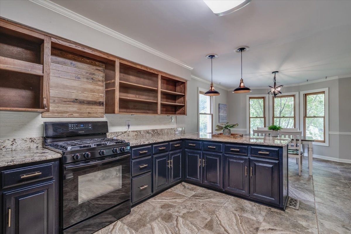 1019 Robertson Road Gallatin, TN 37066 - Photo 7 of 35 Gallery Image 7
