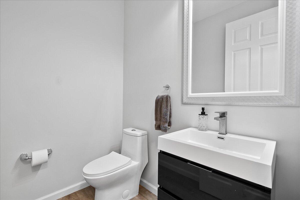 102 Mulberry Grove Road West Palm Beach, FL 33411 - Photo 12 of 45 Powder Room Downstairs