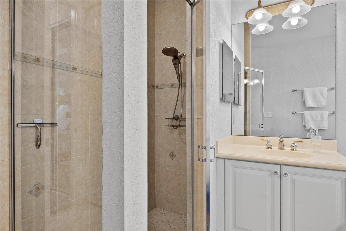 102 Mulberry Grove Road West Palm Beach, FL 33411 - Photo 19 of 45 Primary Bath Shower