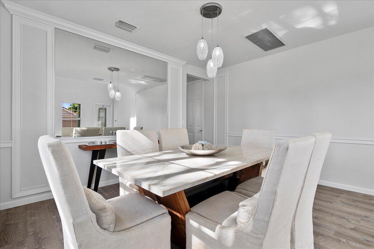 102 Mulberry Grove Road West Palm Beach, FL 33411 - Photo 7 of 45 Formal Dining