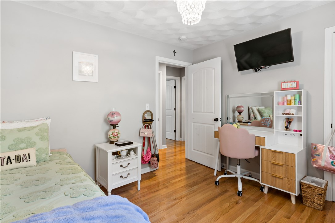 77 Spring Street Hopkinton, RI 02832 - Photo 27 of 33 Gallery Image 27