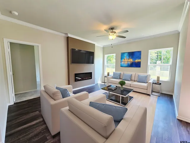 $289,990 | 1110 Pk Mdws Drive, Whitehouse, TX 75791