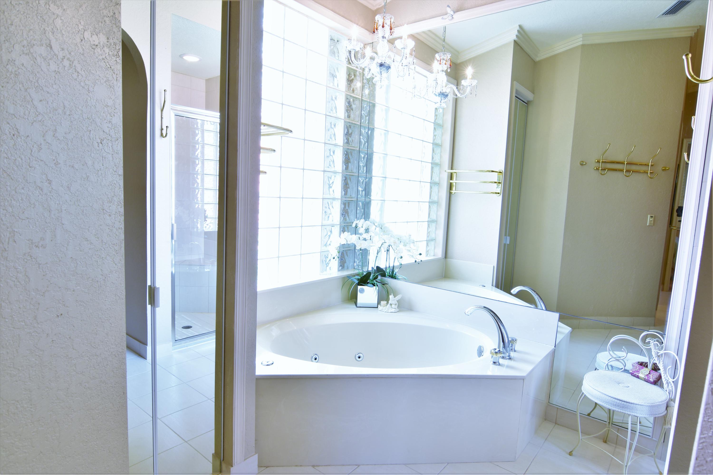 6718 Portside Drive Boca Raton, FL 33496 - Photo 12 of 34 Master Bath