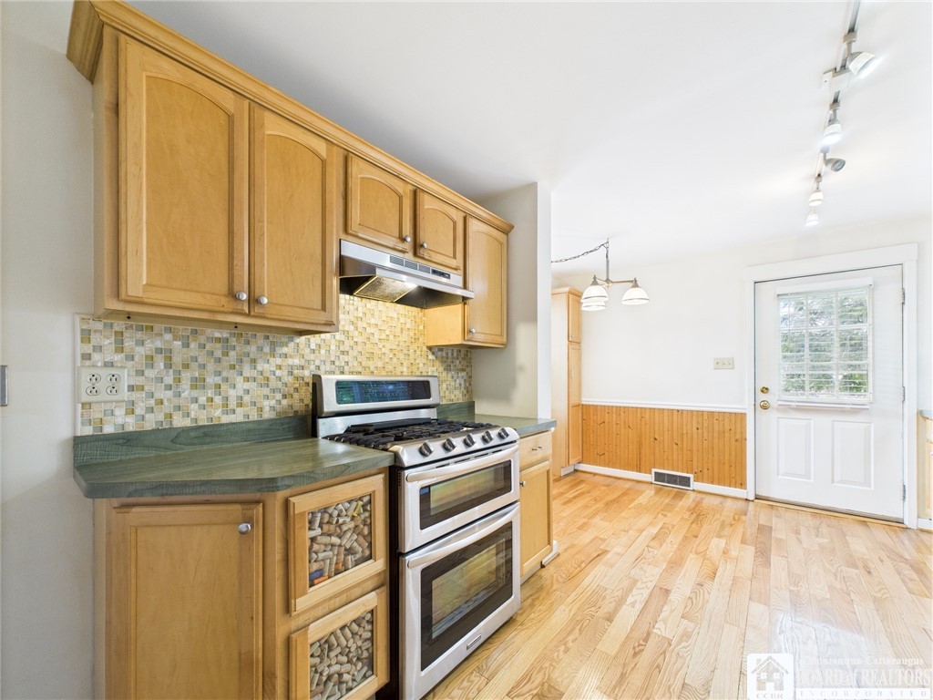 483 Vermont Street Olean, NY 14760 - Photo 6 of 45