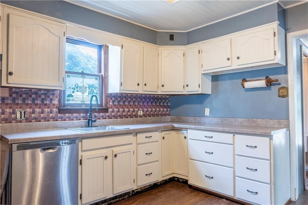 1593 Philadelphia Street Indiana, PA 15701 - Photo 11 of 23
