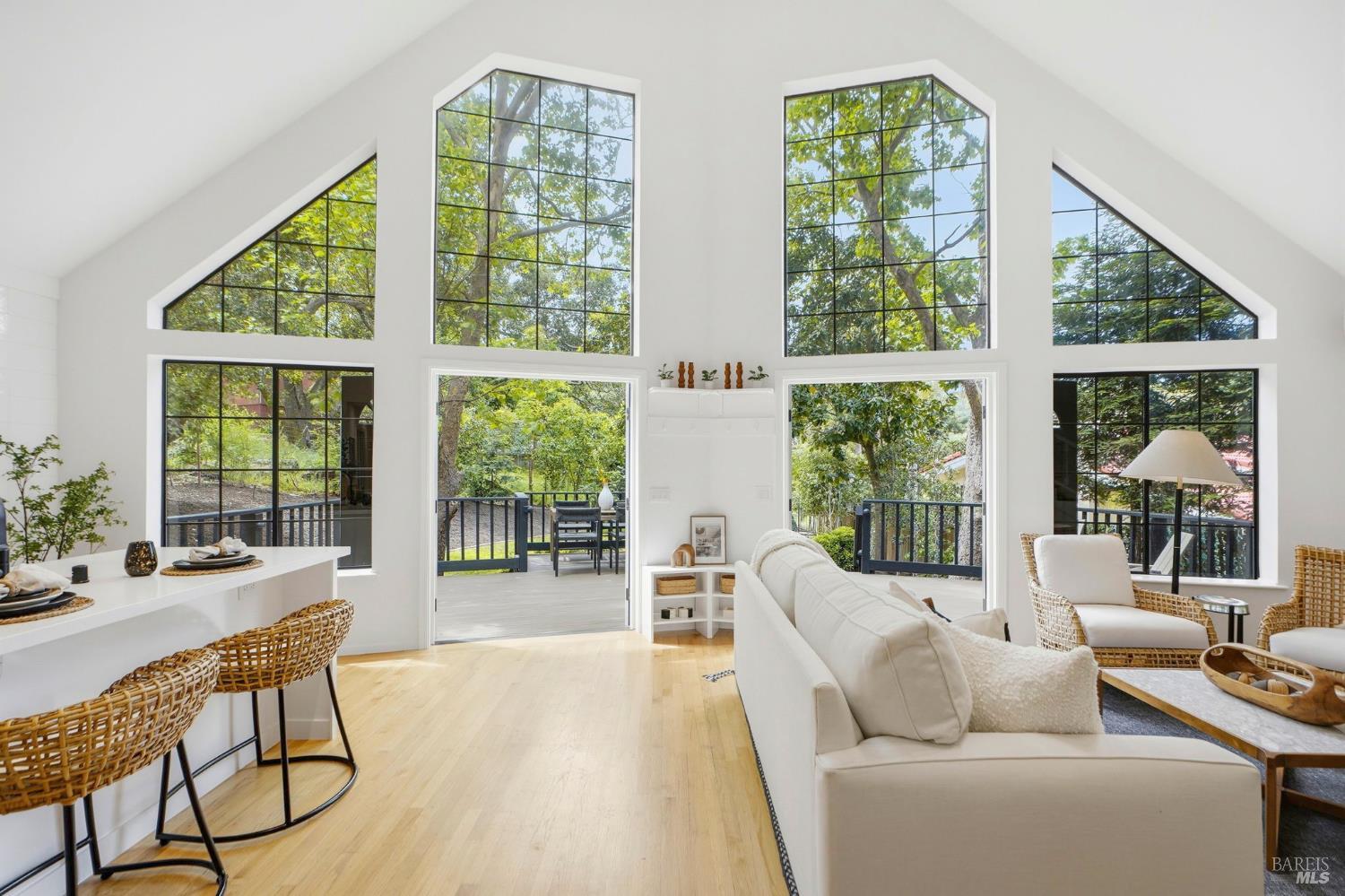 30 Glen Road Novato, CA 94945 - Photo 3 of 25