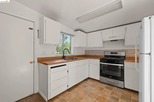 $429,000 | 22941 Hudson Road, Columbia, CA 95310