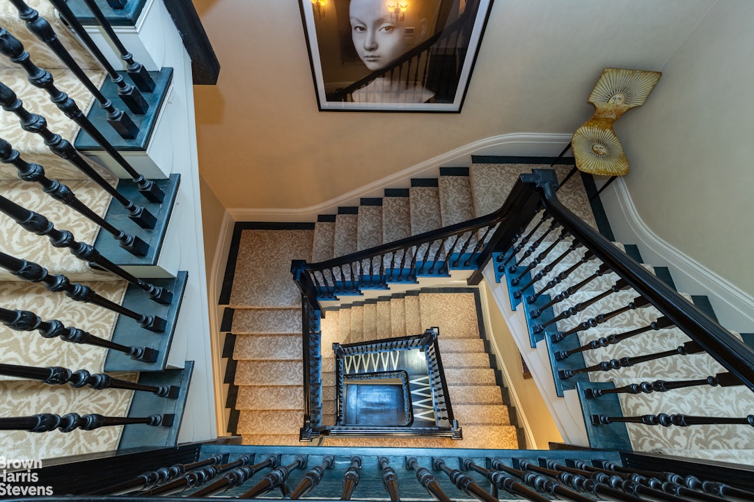 109 East 69th Street Manhattan, NY 10021 - Photo 10 of 12