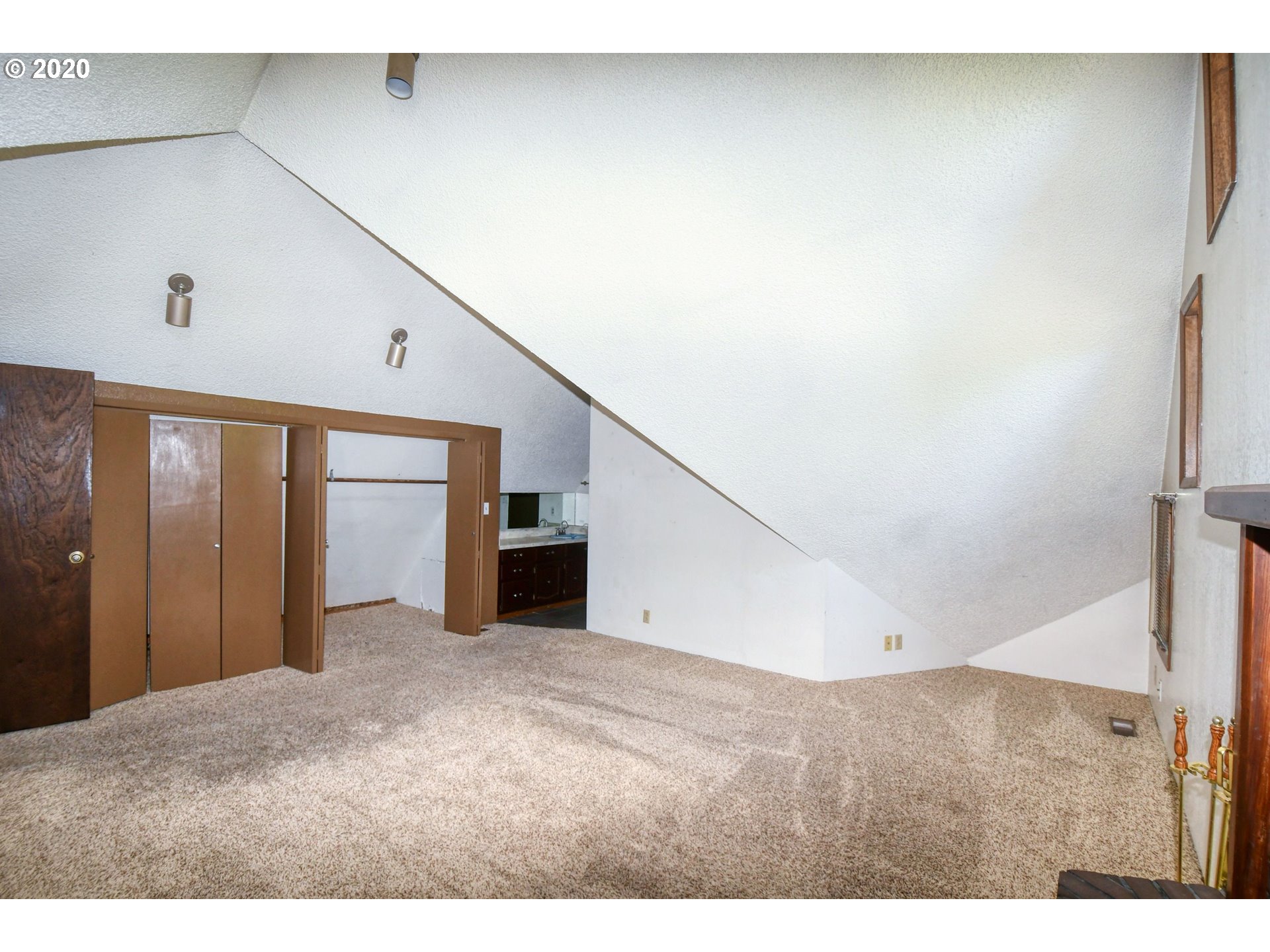1802 Southwest Perkins Avenue Pendleton, OR 97801 - Photo 24 of 32