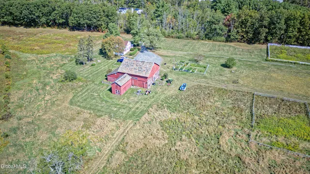 $549,500 | 100 Bally Bay Lane, Guilderland, NY 12009