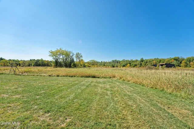 $549,500 | 100 Bally Bay Lane, Guilderland, NY 12009