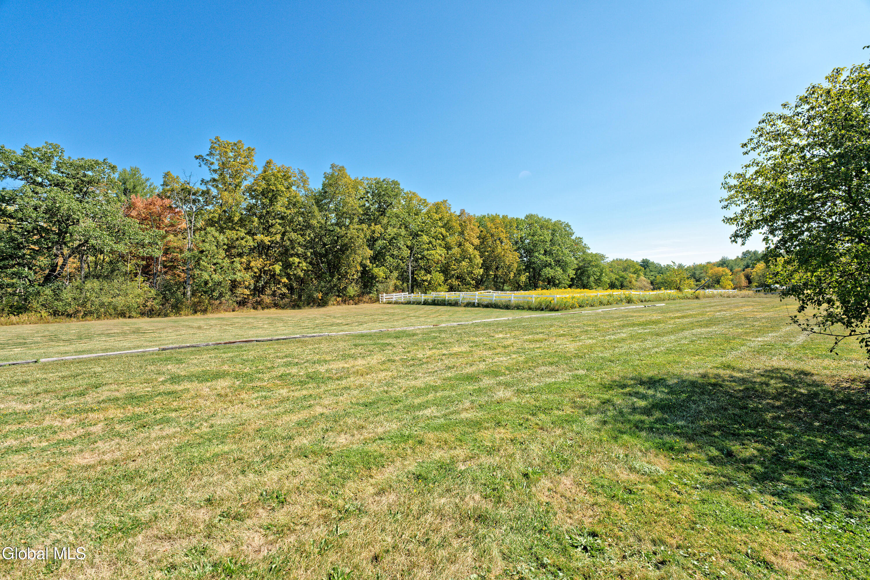 100 Bally Bay Lane Guilderland, NY 12009 - Photo 35 of 61 1 Outside Photo 17