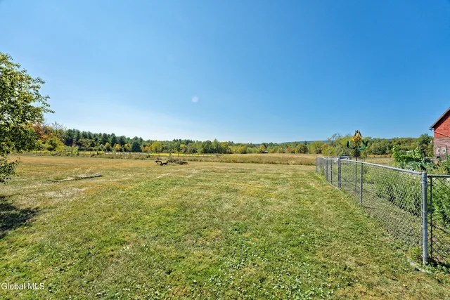 $549,500 | 100 Bally Bay Lane, Guilderland, NY 12009