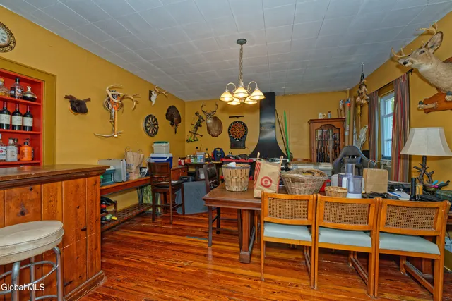 $549,500 | 100 Bally Bay Lane, Guilderland, NY 12009