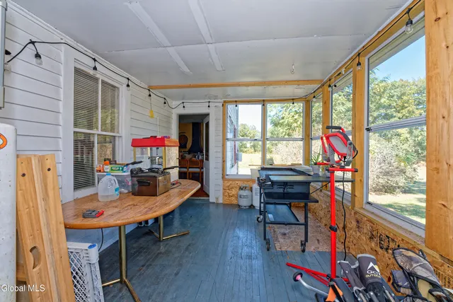 $549,500 | 100 Bally Bay Lane, Guilderland, NY 12009