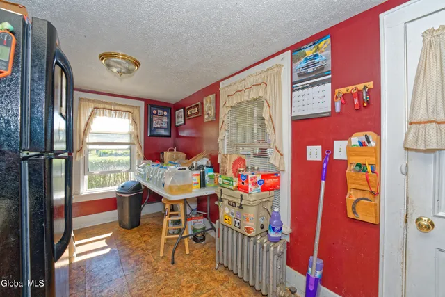 $549,500 | 100 Bally Bay Lane, Guilderland, NY 12009