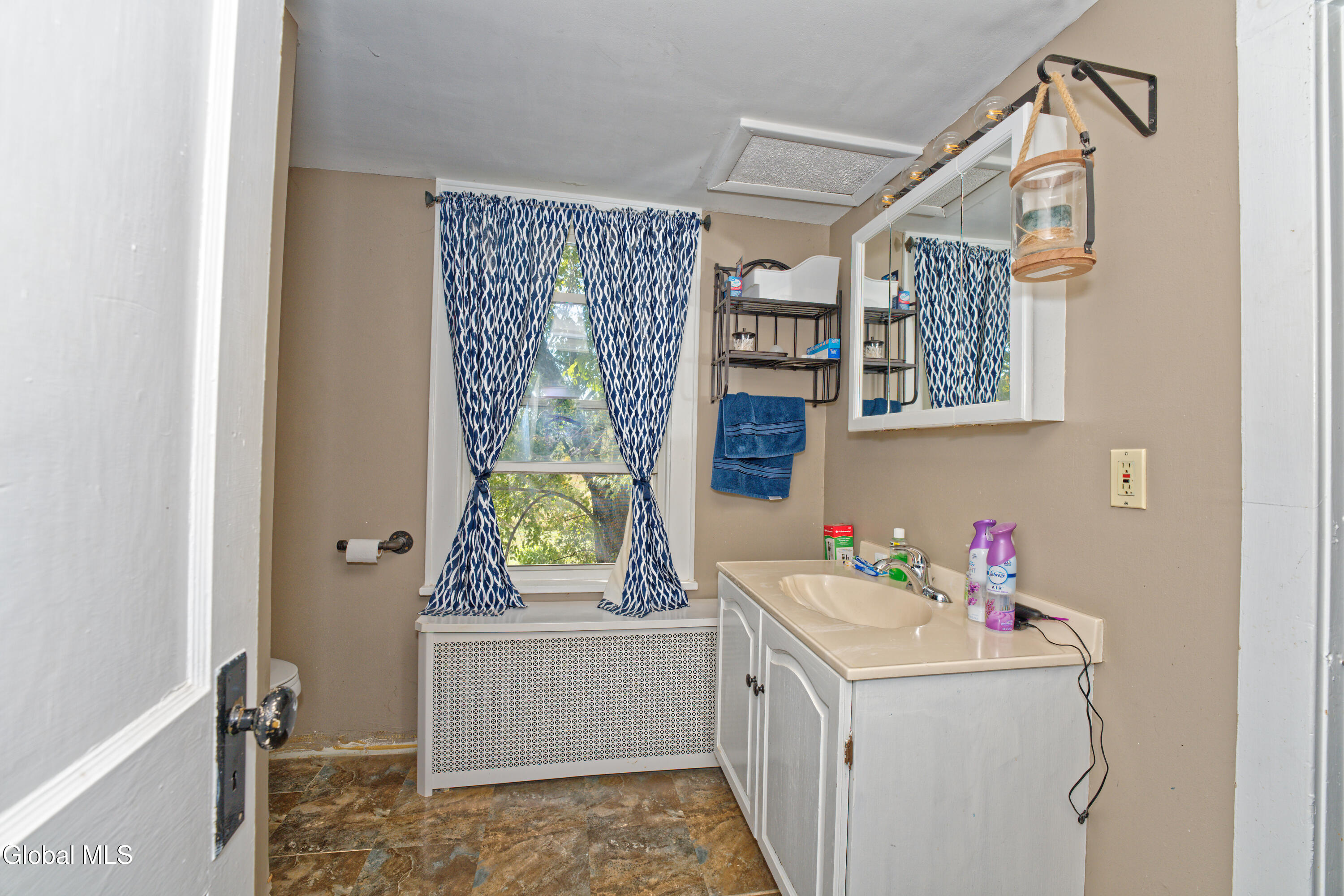 100 Bally Bay Lane Guilderland, NY 12009 - Photo 58 of 61 2 Inside 20