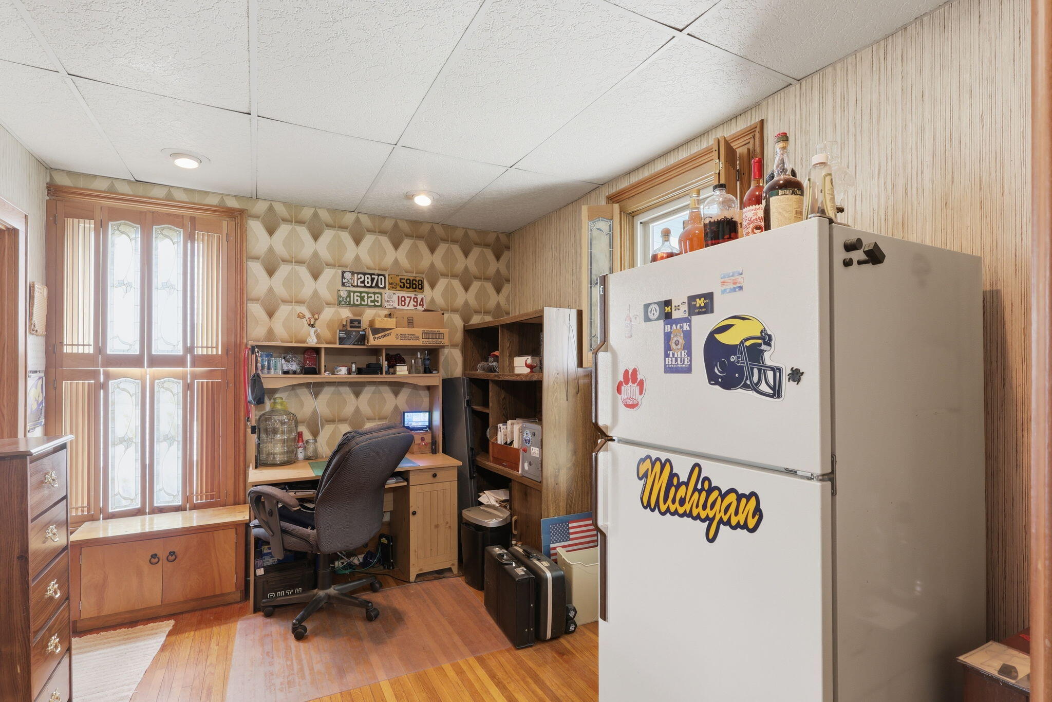 312 Perry Street Albion, MI 49224 - Photo 13 of 24 13-web-or-mls-2z6a6844 colin gipson-tans