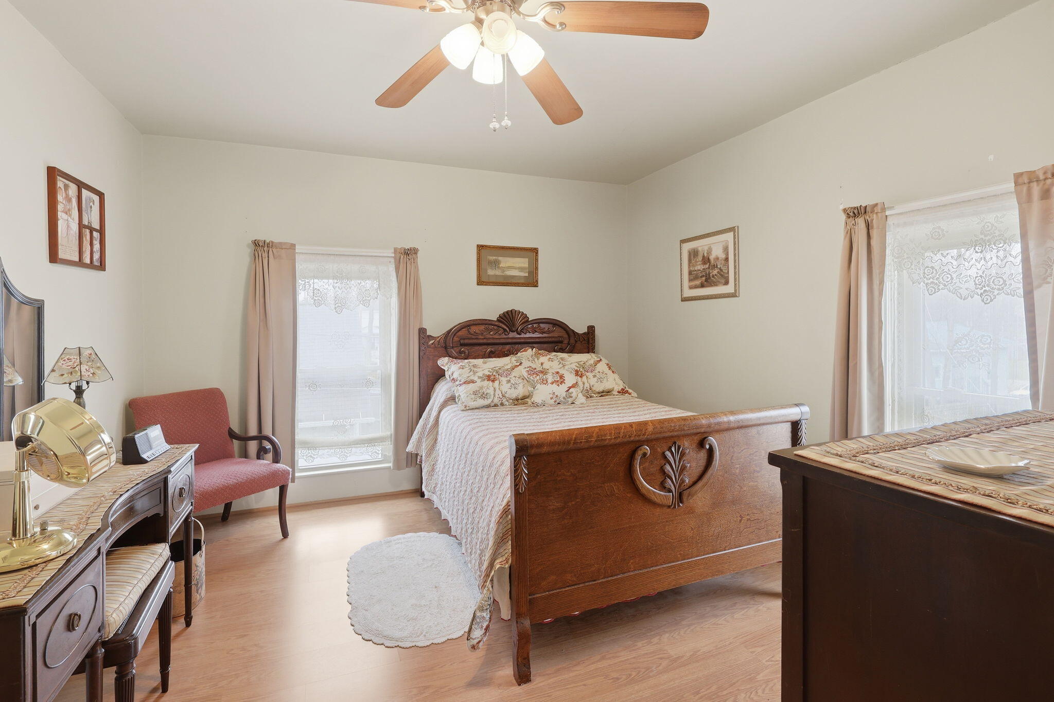 312 Perry Street Albion, MI 49224 - Photo 16 of 24 19-web-or-mls-2z6a6879 colin gipson-tans