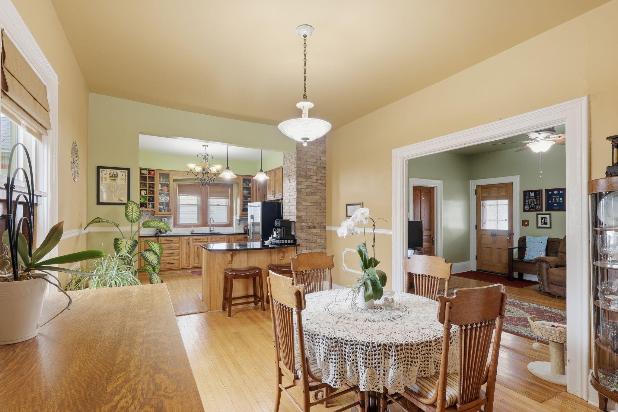 312 Perry Street Albion, MI 49224 - Photo 6 of 24 6-web-or-mls-2z6a6809 colin gipson-tansi