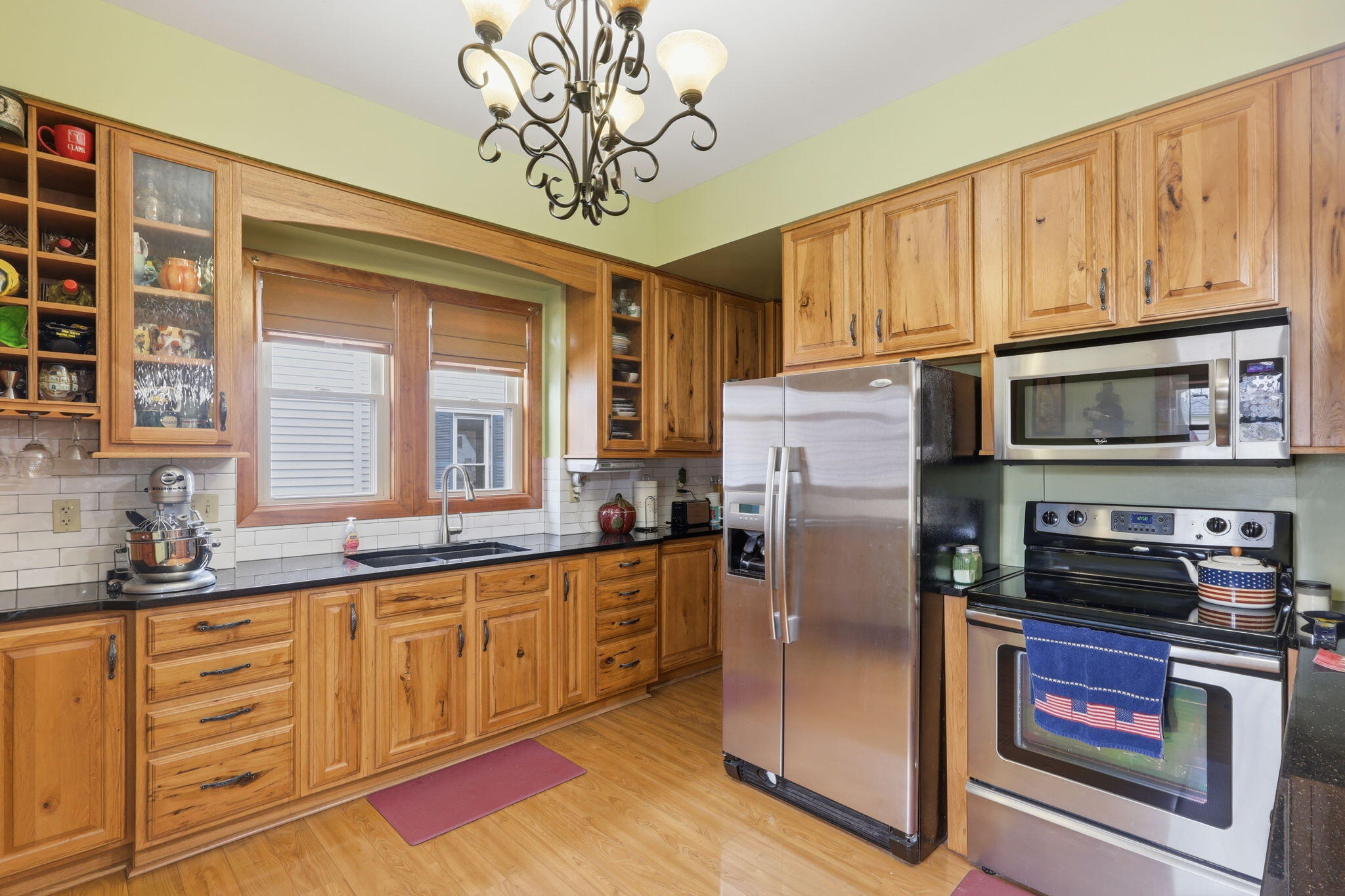 312 Perry Street Albion, MI 49224 - Photo 8 of 24 9-web-or-mls-2z6a6824 colin gipson-tansi