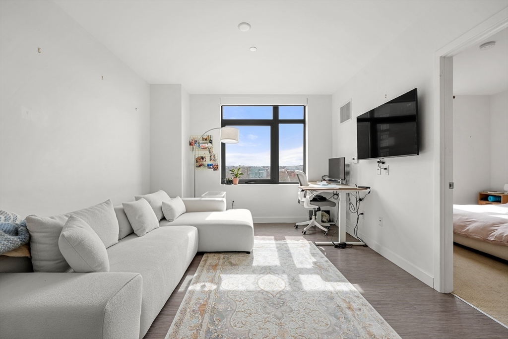 80 Fenwood Road, Unit 906 Boston, MA 02115 - Photo 13 of 22 Gallery Image 13