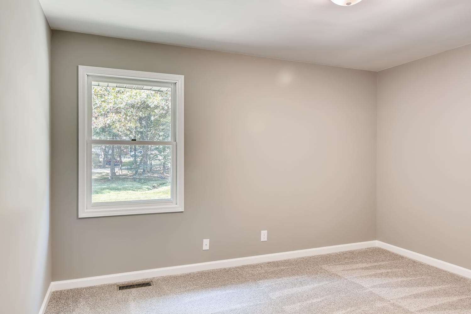 5755 Spring Corner Road Newburgh, IN 47630 - Photo 12 of 17