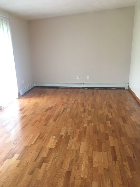 160 Richard Road Braintree, MA 02184 - Photo 6 of 25 Gallery Image 6