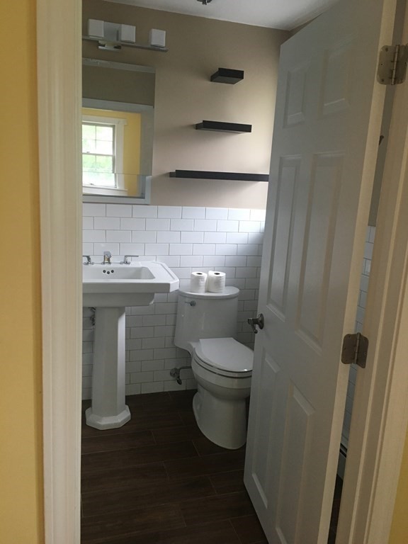 160 Richard Road Braintree, MA 02184 - Photo 8 of 25 Gallery Image 8