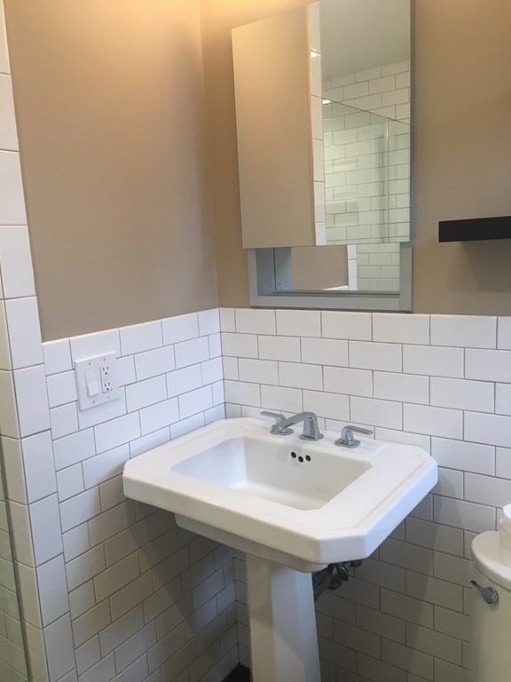 160 Richard Road Braintree, MA 02184 - Photo 10 of 25 Gallery Image 10