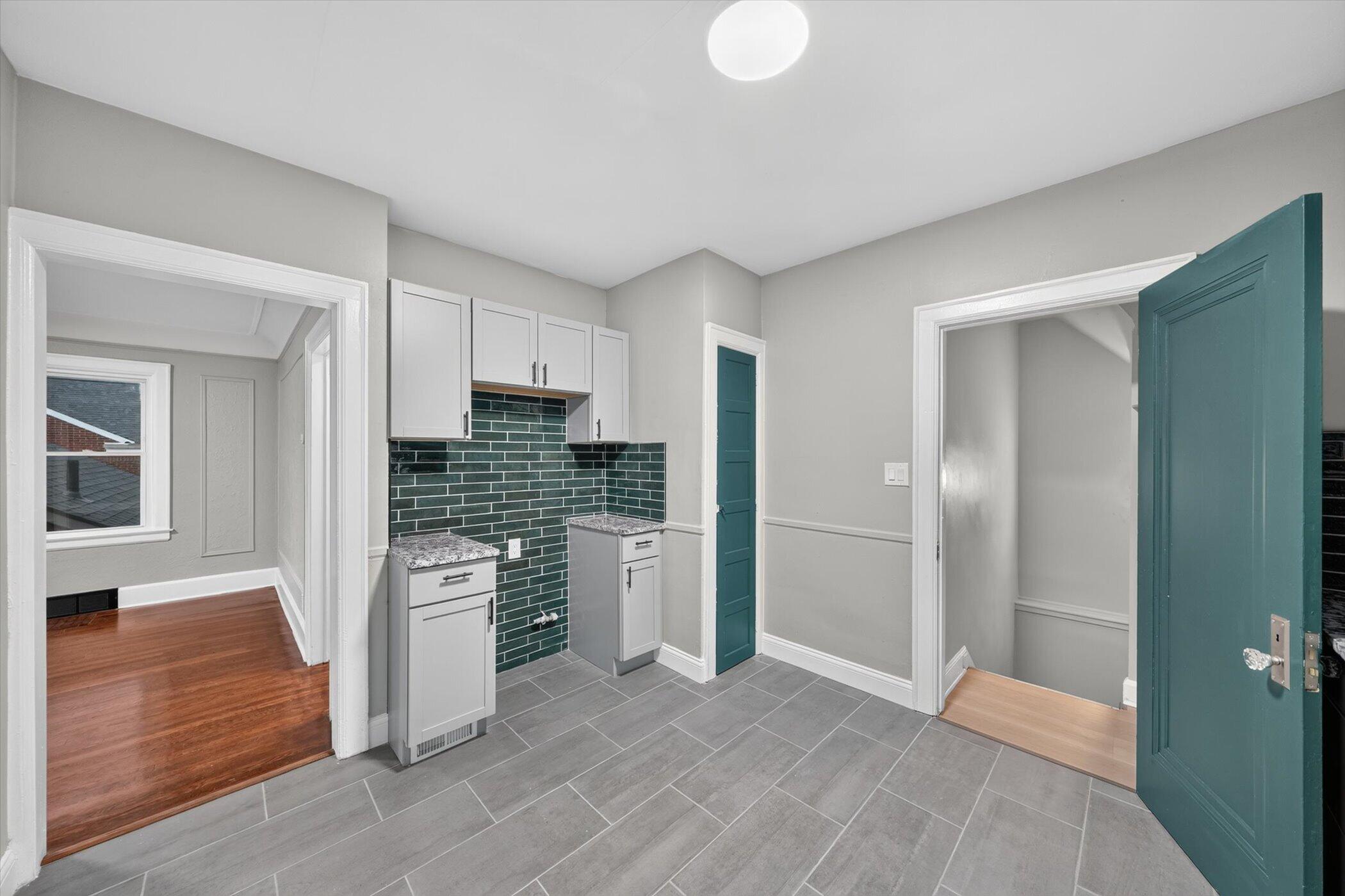 5083 Devonshire Road Detroit, MI 48224 - Photo 33 of 48 35-5083-Devonshire-Rd-WindowStill-Photog