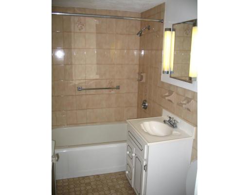 33 Greenacre Road Westwood, MA 02090 - Photo 15 of 17 Gallery Image 15