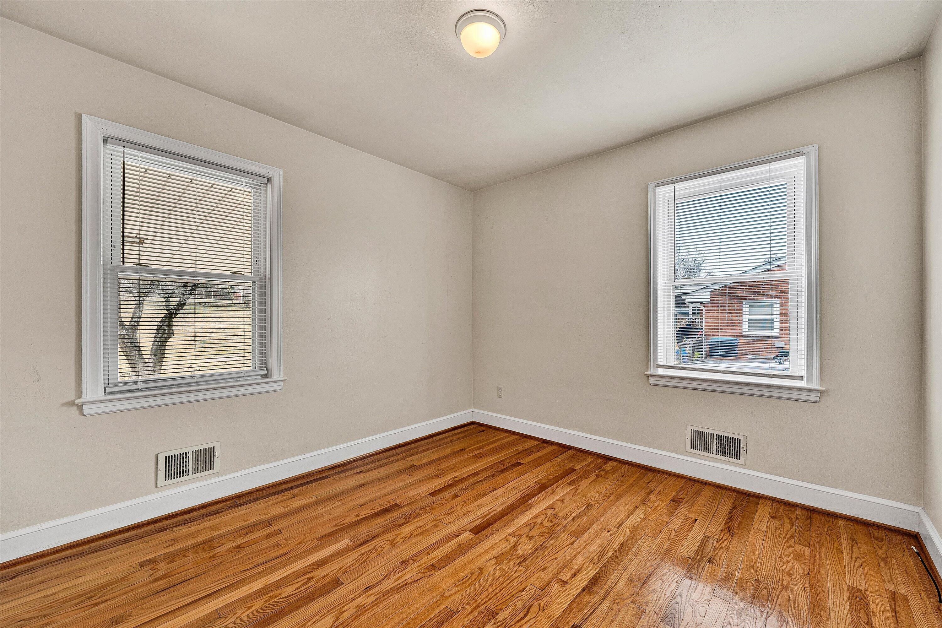 5120 Florist Road Roanoke, VA 24012 - Photo 6 of 14 Bedroom 2