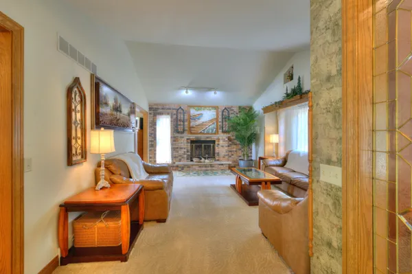 $849,900 | W5308 County Road, Rio, WI 53960