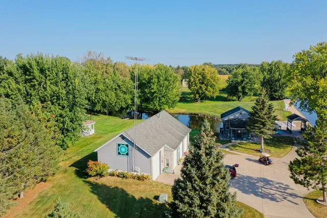 $899,900 | W5308 County Road, Rio, WI 53960