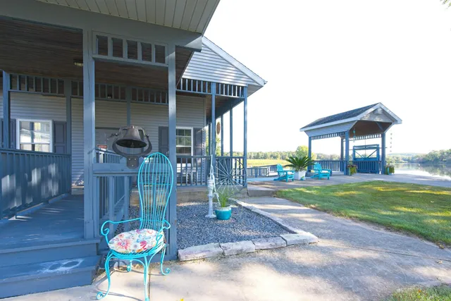 $899,900 | W5308 County Road, Rio, WI 53960