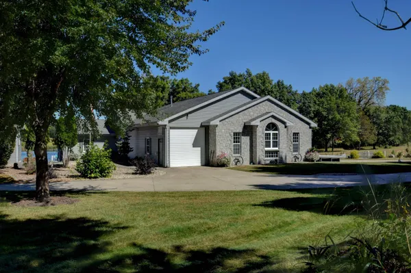 $849,900 | W5308 County Road, Rio, WI 53960