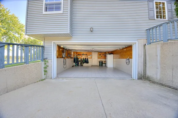 $849,900 | W5308 County Road, Rio, WI 53960
