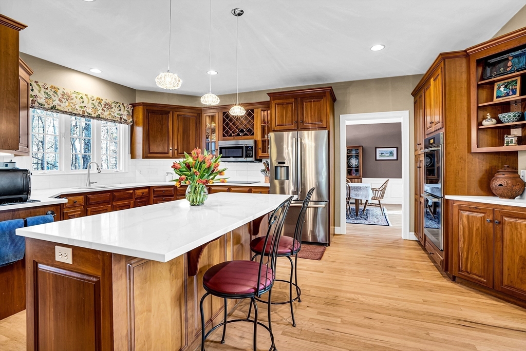 8 Riverbend Road Hopkinton, MA 01748 - Photo 12 of 42 Gallery Image 12