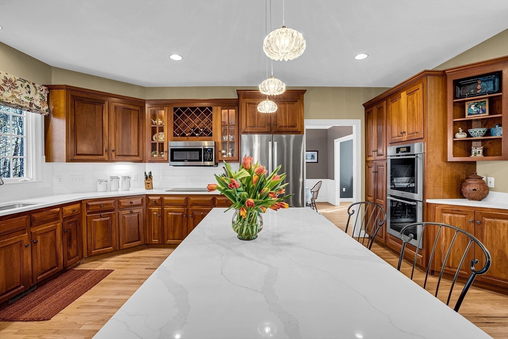 8 Riverbend Road Hopkinton, MA 01748 - Photo 13 of 42 Gallery Image 13