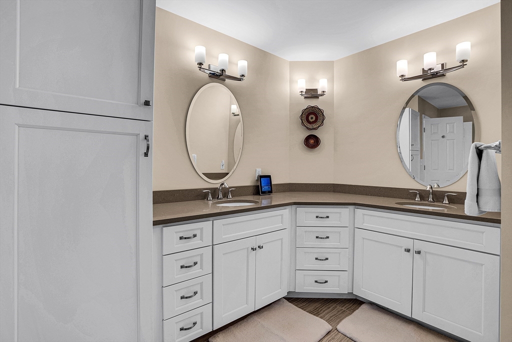 8 Riverbend Road Hopkinton, MA 01748 - Photo 29 of 42 Gallery Image 29