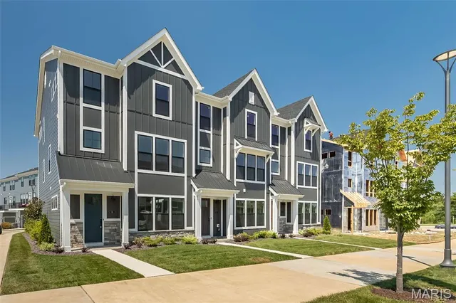 $676,900 | 314 Indigo Court, Unit 37302, Chesterfield, MO 63005