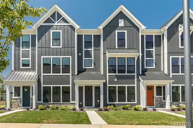 $676,900 | 314 Indigo Court, Unit 37302, Chesterfield, MO 63005